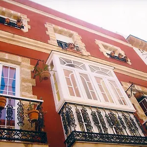 https://dormir-en-cadiz.hotelsincadiz.net