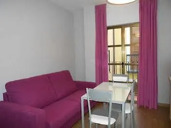 Home Granada Trinidad Aparthotel